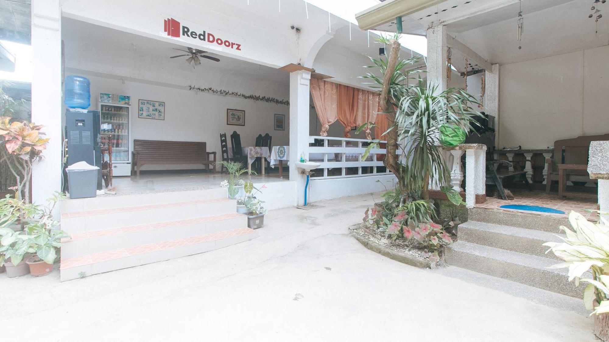 Reddoorz @ Lualhati Garden Cottage El Nido Palawan Exterior photo